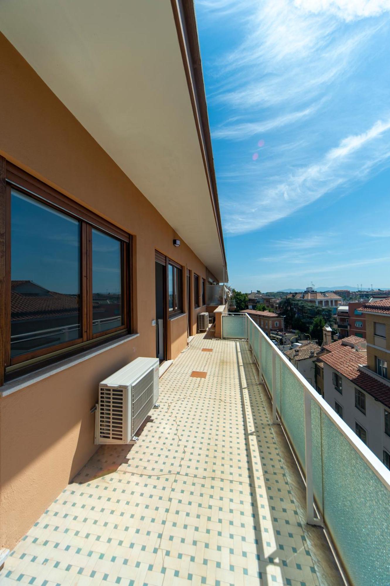 Cardinal Mistrangelo - Next To The Metro Station, Large And Comfortable Penthouse With Terrace Roma