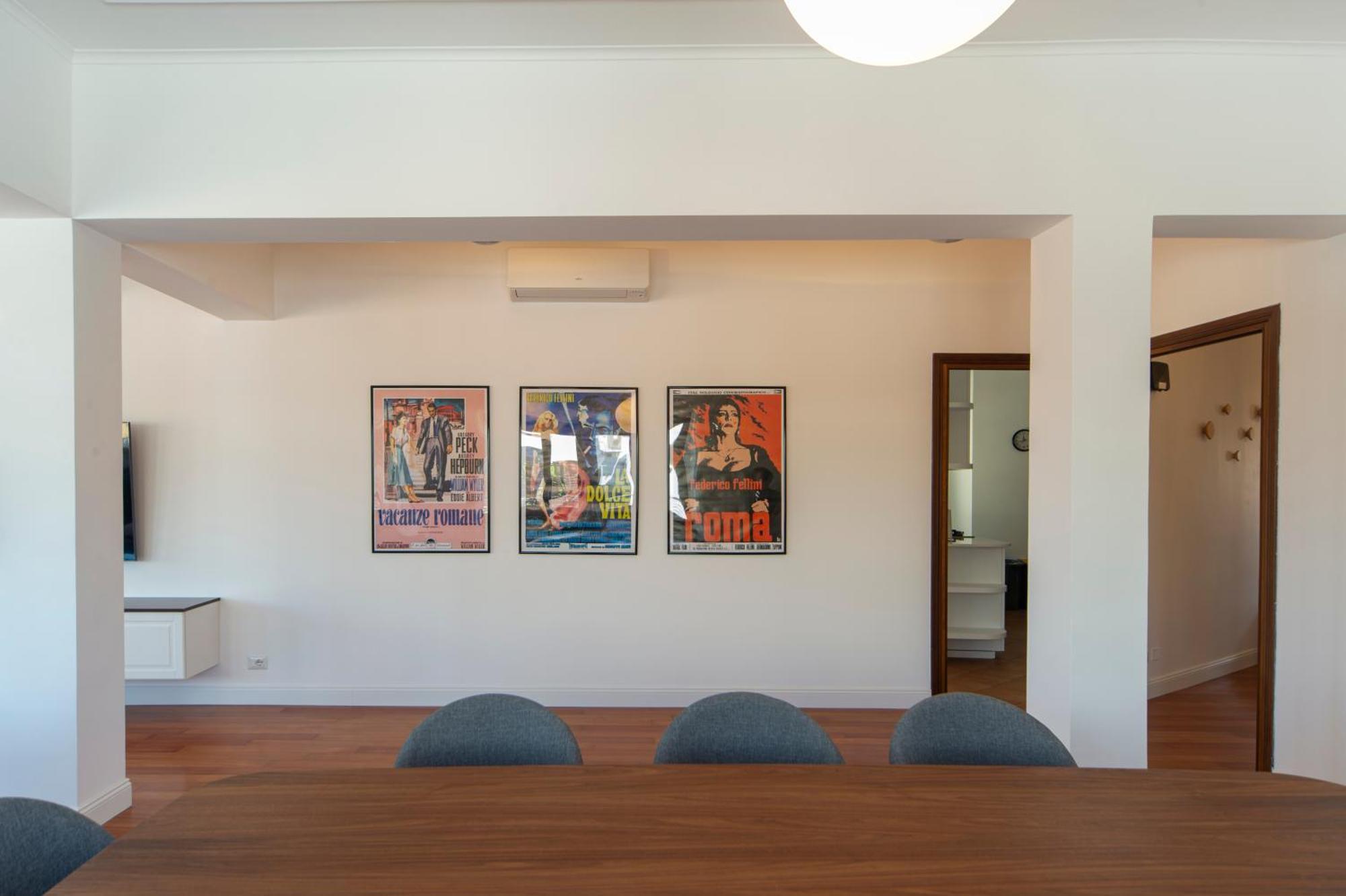 Appartamento Cardinal Mistrangelo - Next To The Metro Station, Large And Comfortable Penthouse With Terrace
