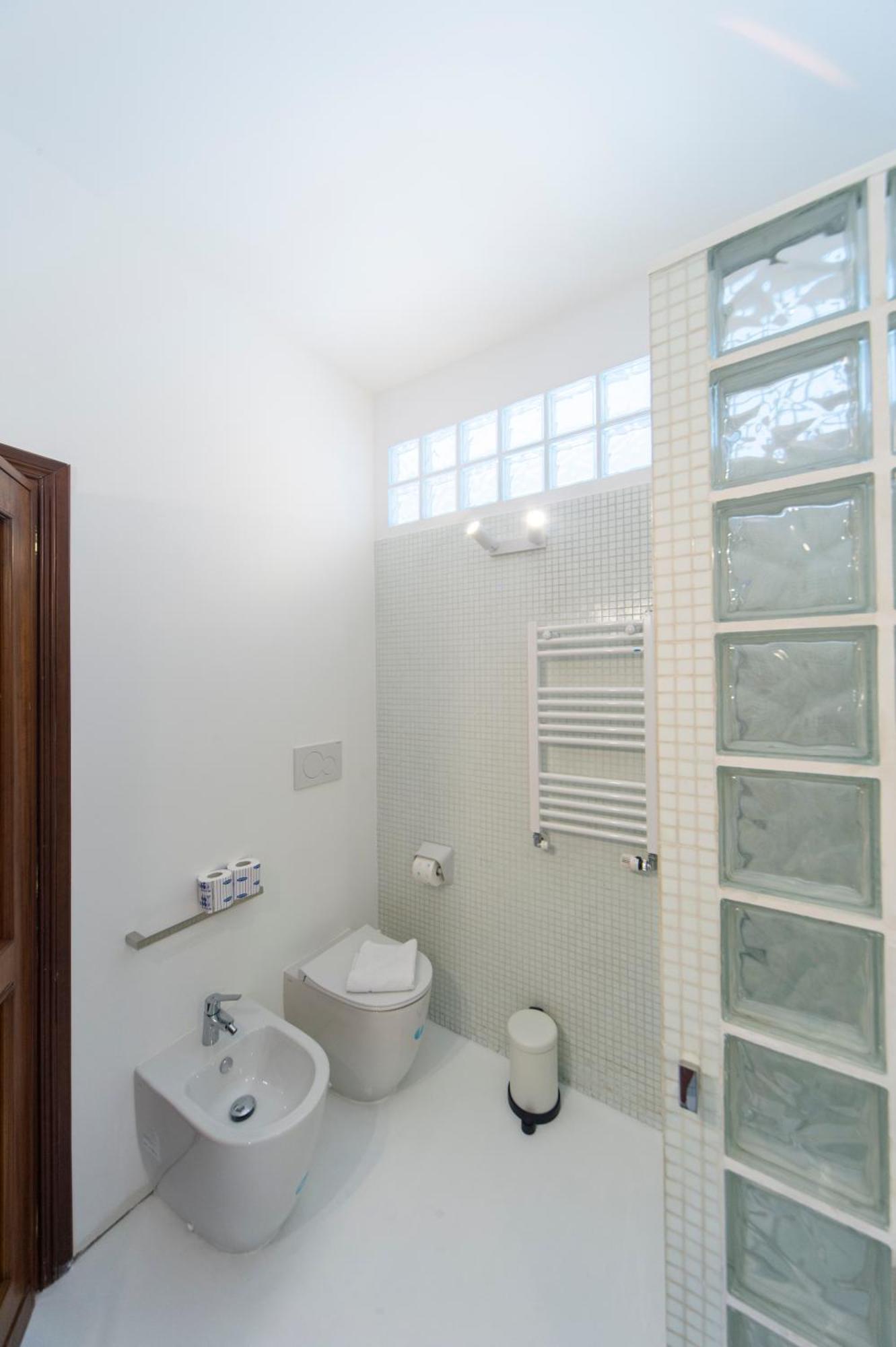 Cardinal Mistrangelo - Next To The Metro Station, Large And Comfortable Penthouse With Terrace * Roma
