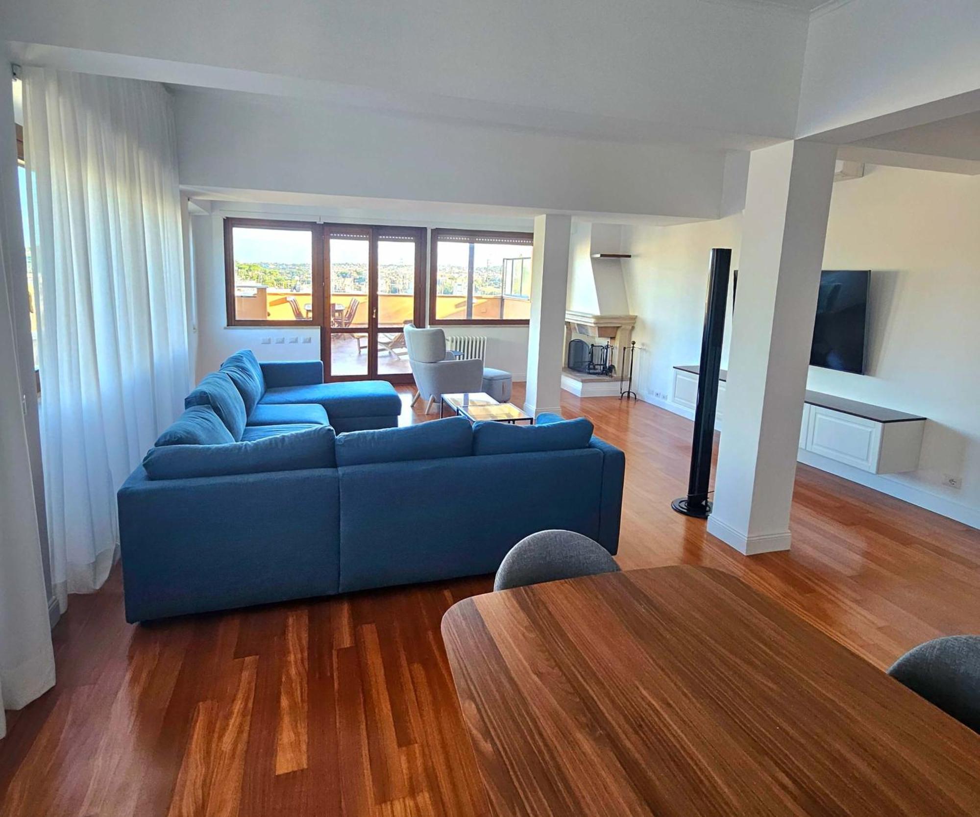 Apartamento Cardinal Mistrangelo - Next To The Metro Station, Large And Comfortable Penthouse With Terrace